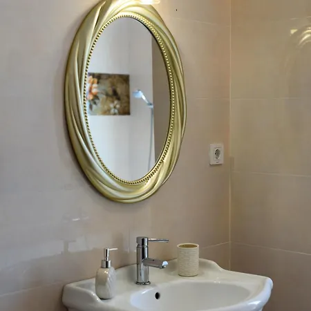 Summerland Vibes Apartment Mamaia