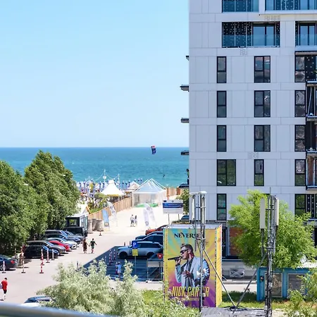 Apartment Summerland Vibes *