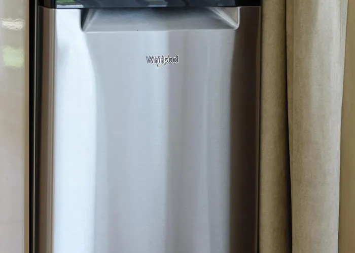 Summerland Vibes Mamaia